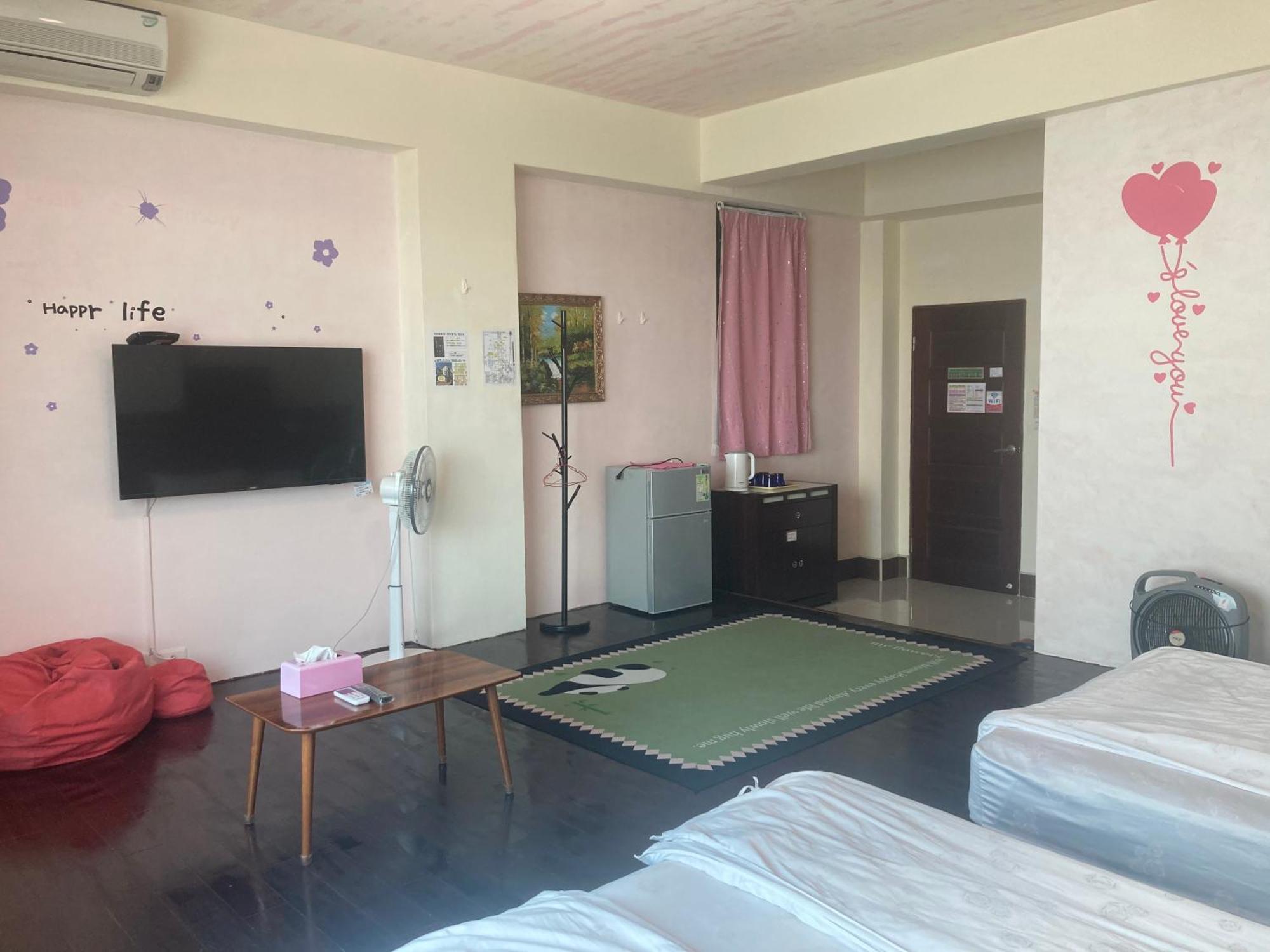 Guanshan Fukuda Homestay エクステリア 写真