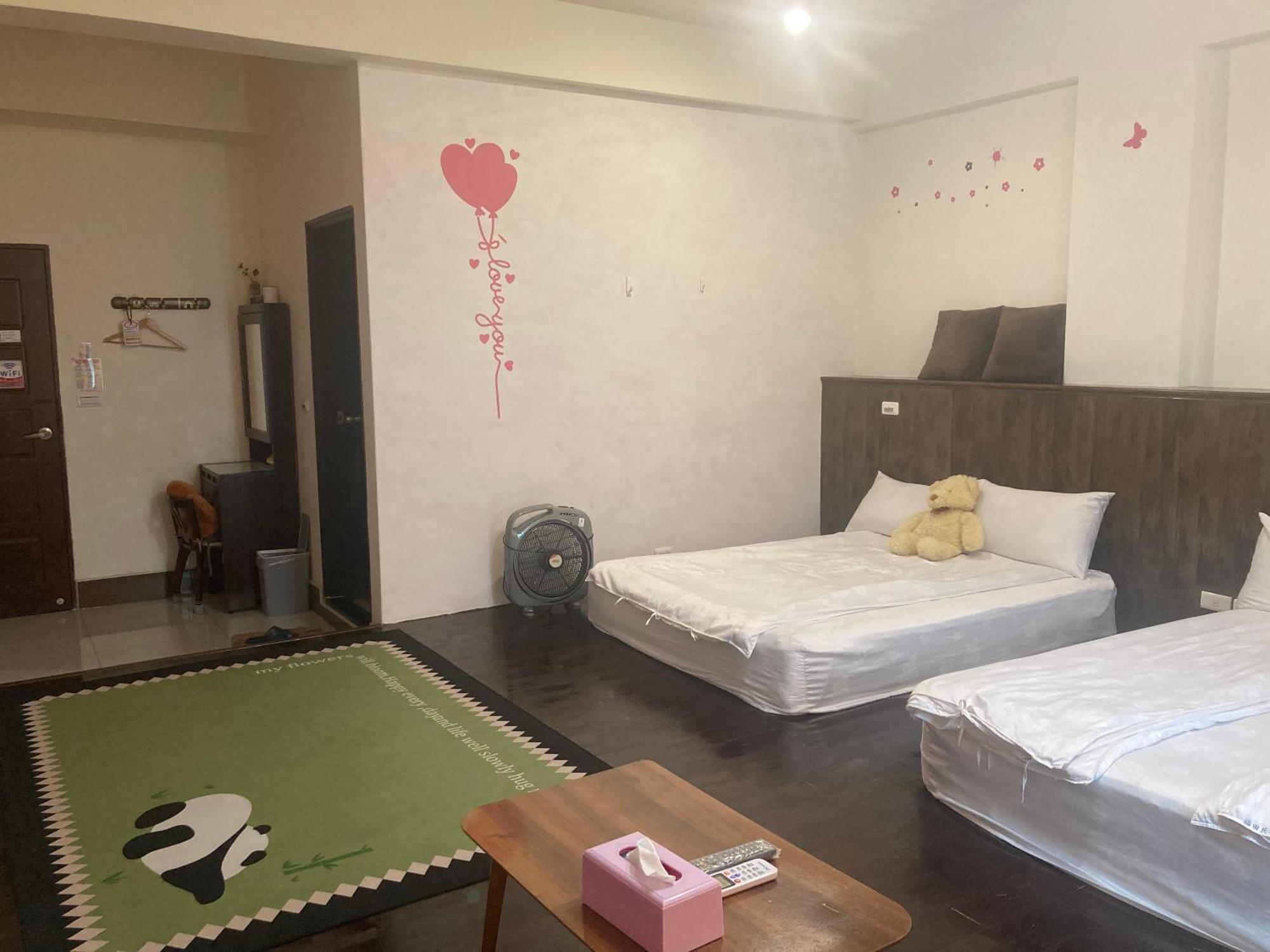 Guanshan Fukuda Homestay エクステリア 写真