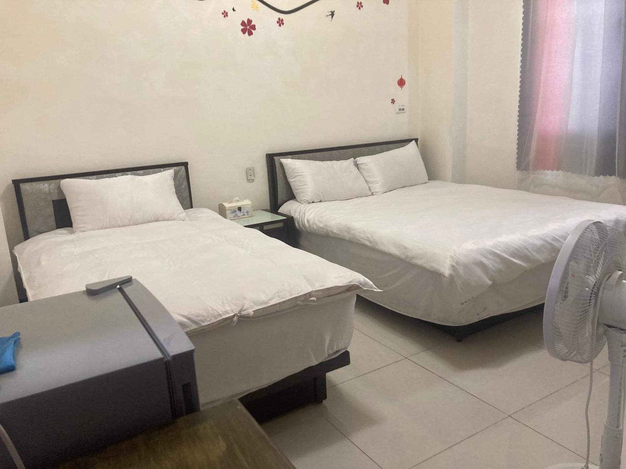 Guanshan Fukuda Homestay エクステリア 写真