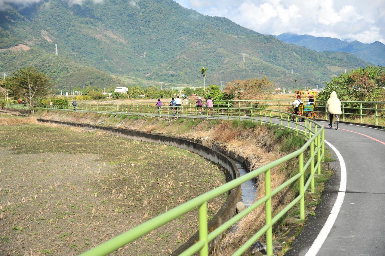 Guanshan Fukuda Homestay エクステリア 写真